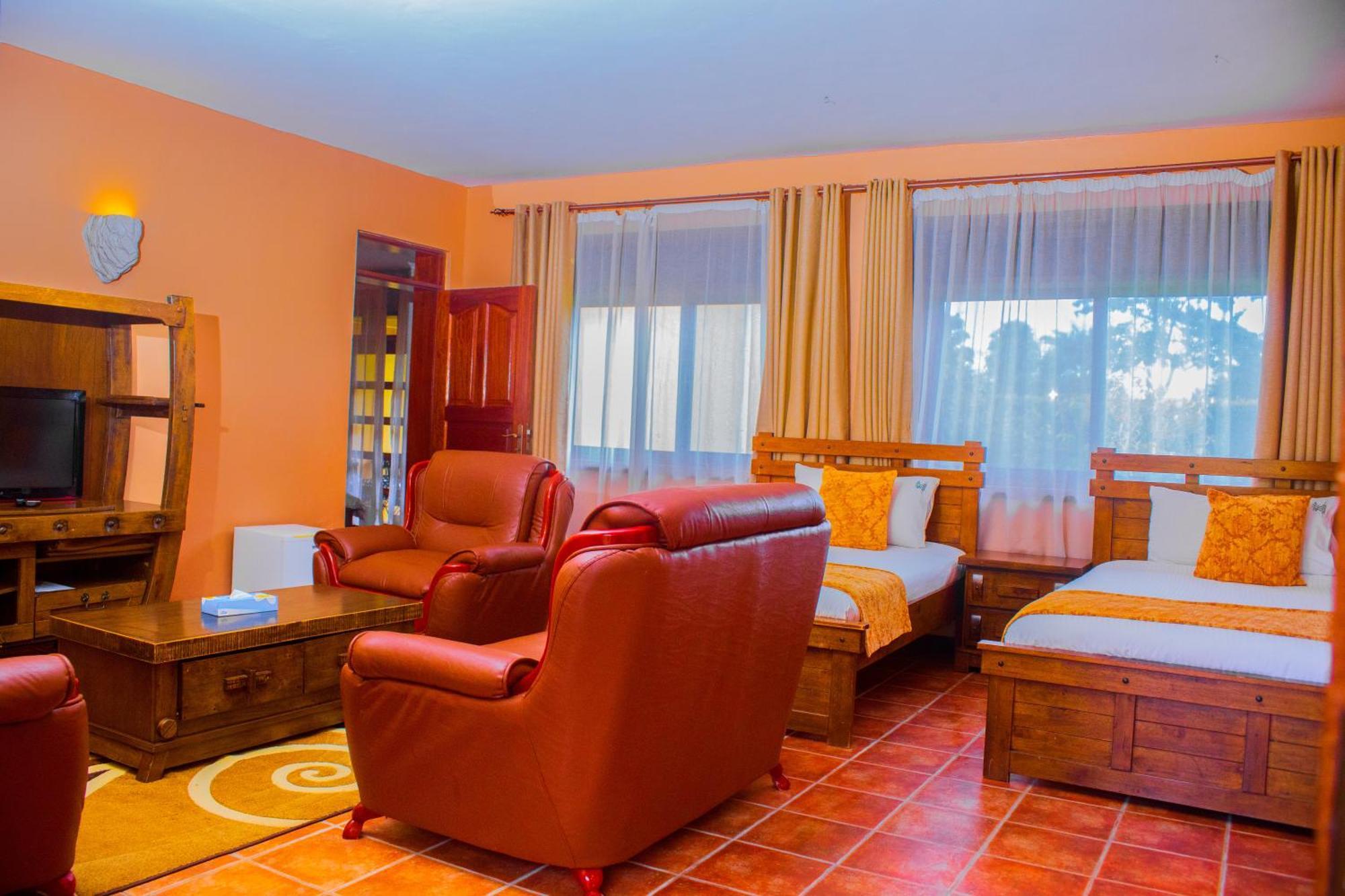 Mountains Of The Moon Hotel Fort Portal Екстериор снимка