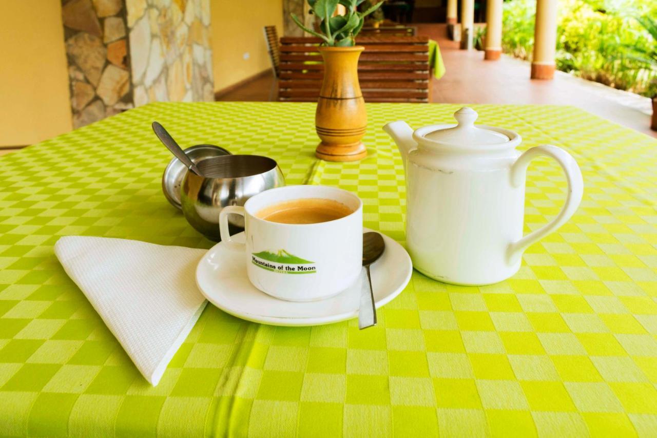 Mountains Of The Moon Hotel Fort Portal Екстериор снимка